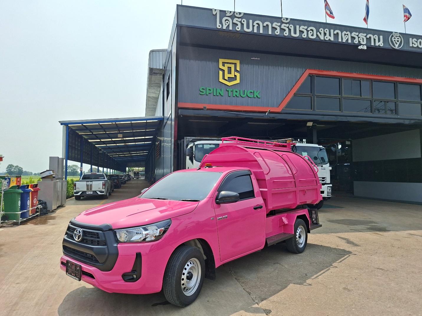 รถเก็บขยะและรถอัดท้าย